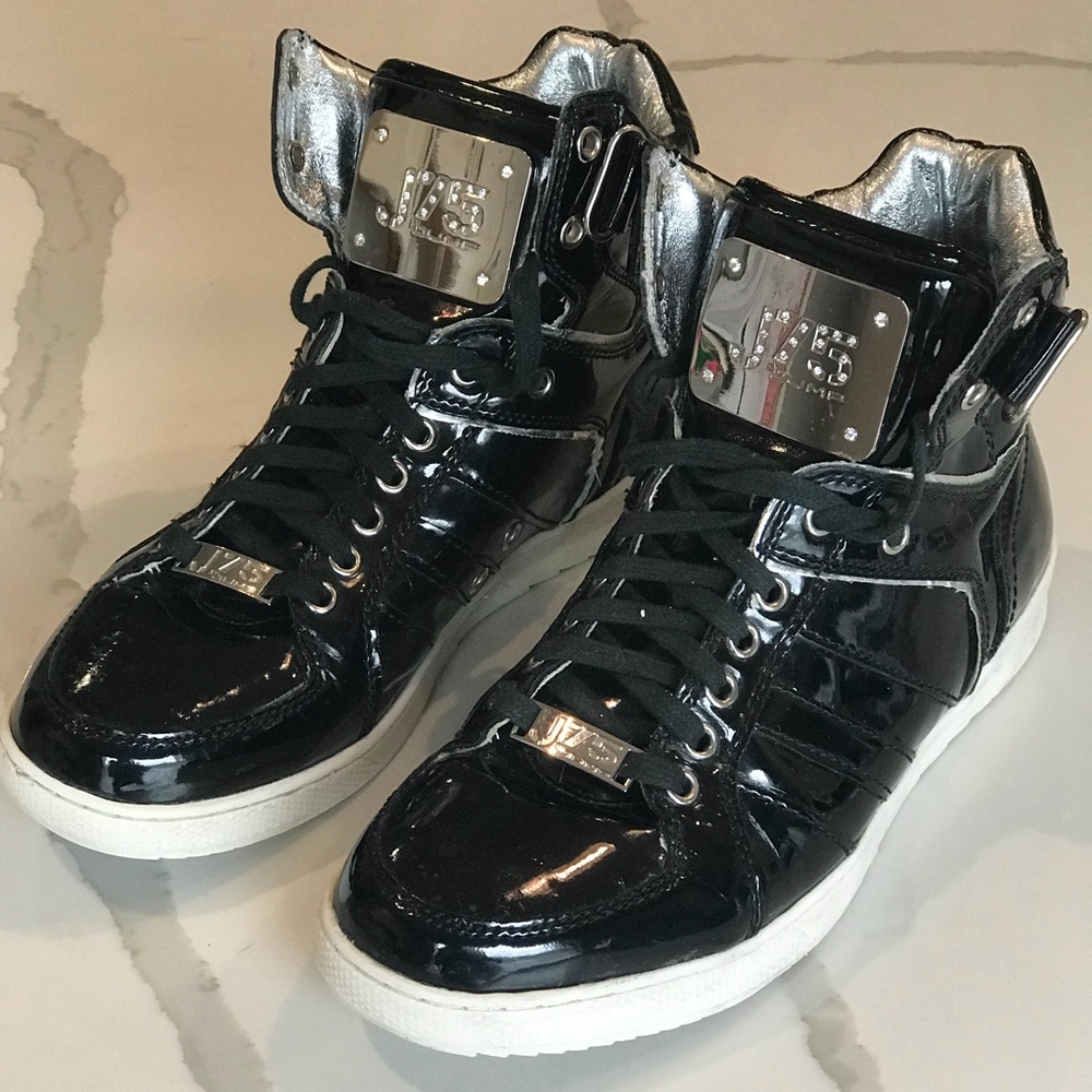 Men’s Size 8 Jump J-75 High Tops